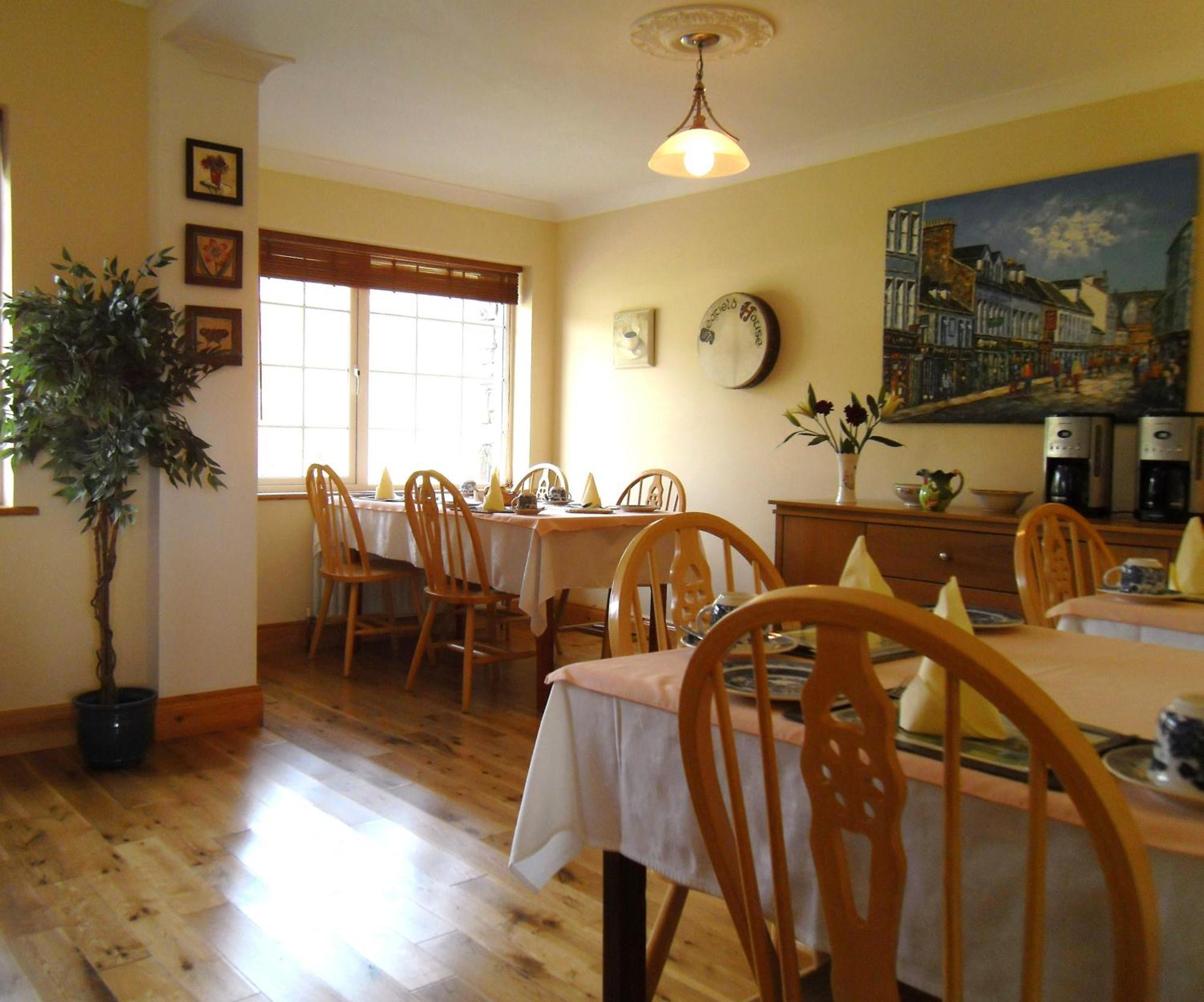 Seafield House B&B Клифден Экстерьер фото